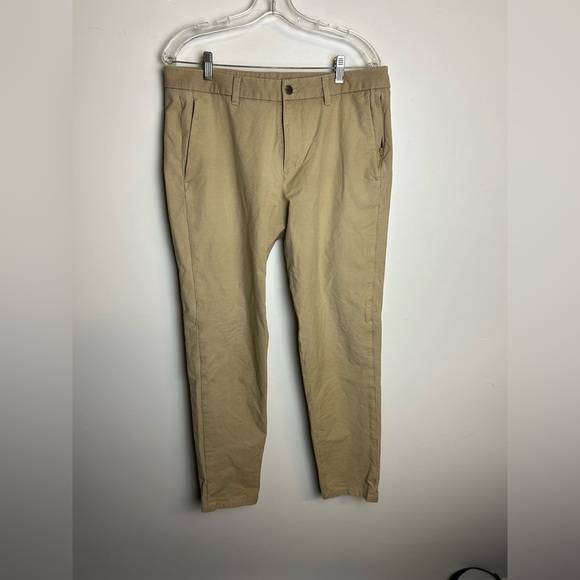Lululemon Commission Pants Men 34X30 Tan ABC Slim Chino Warpstreme Stretch Luxur - Picture 1 of 15